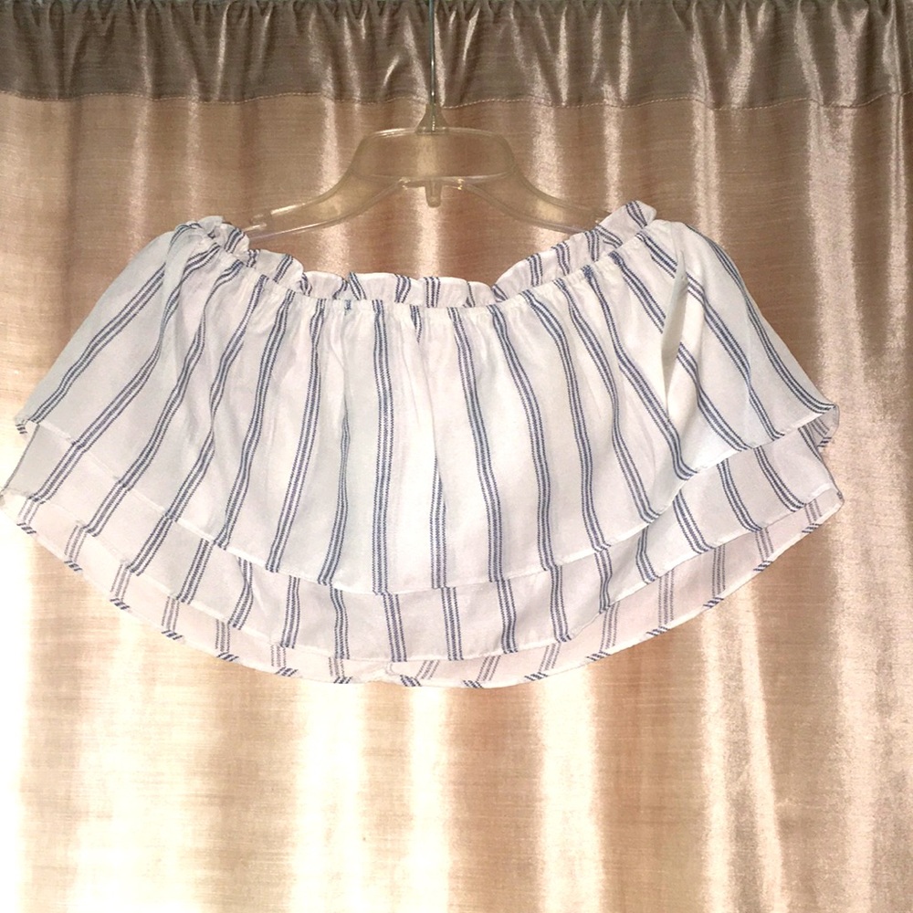 Tobi white + blue crop tube top
